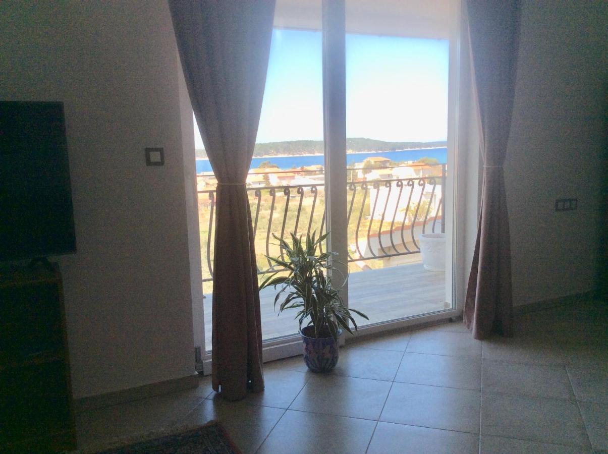 Villa Jadranka Rab Apartman Nick Barbat na Rabu Eksteriør billede